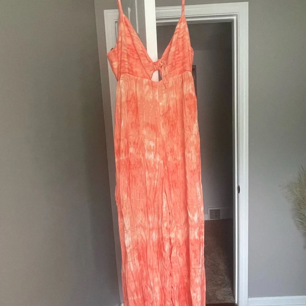 Romper - Picture 1 of 4